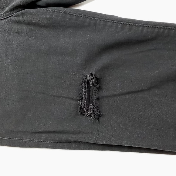 A/X Armani Exchange Women's Super Skinny 26 Black Distressed Jeans - Picture 4 of 13